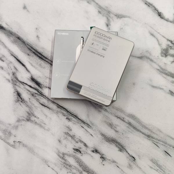 Q2 10000mAh Power Bank Hover